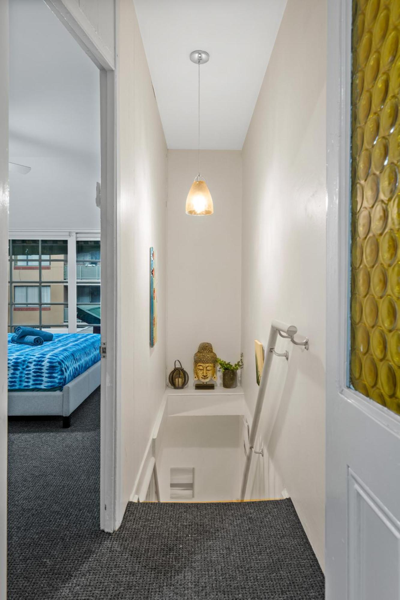 Facilitated 4 Bedroom House & Icc&darling Harbour-8 Mins Walk *